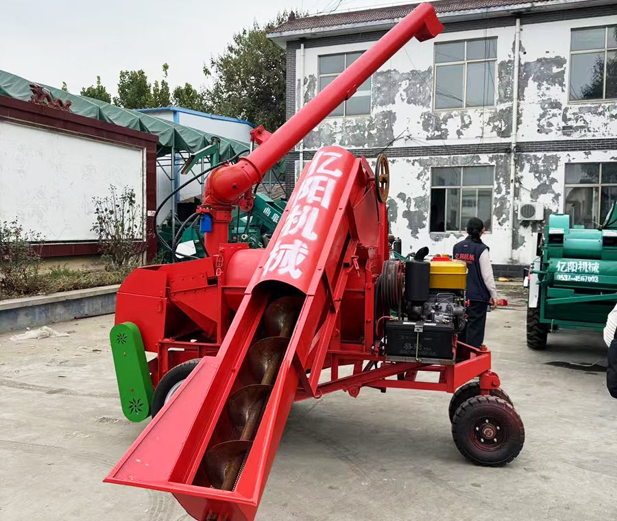 玉米收獲機的科學(xué)使用